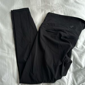 Aritzia TNA action M